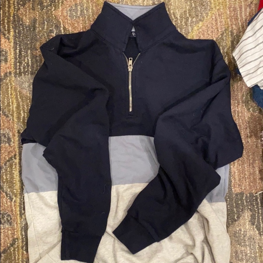 Brandy Melville Quater zip
